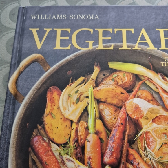 Williams Sonoma Vegetable of the Day Cookbook - Picture 2 of 8